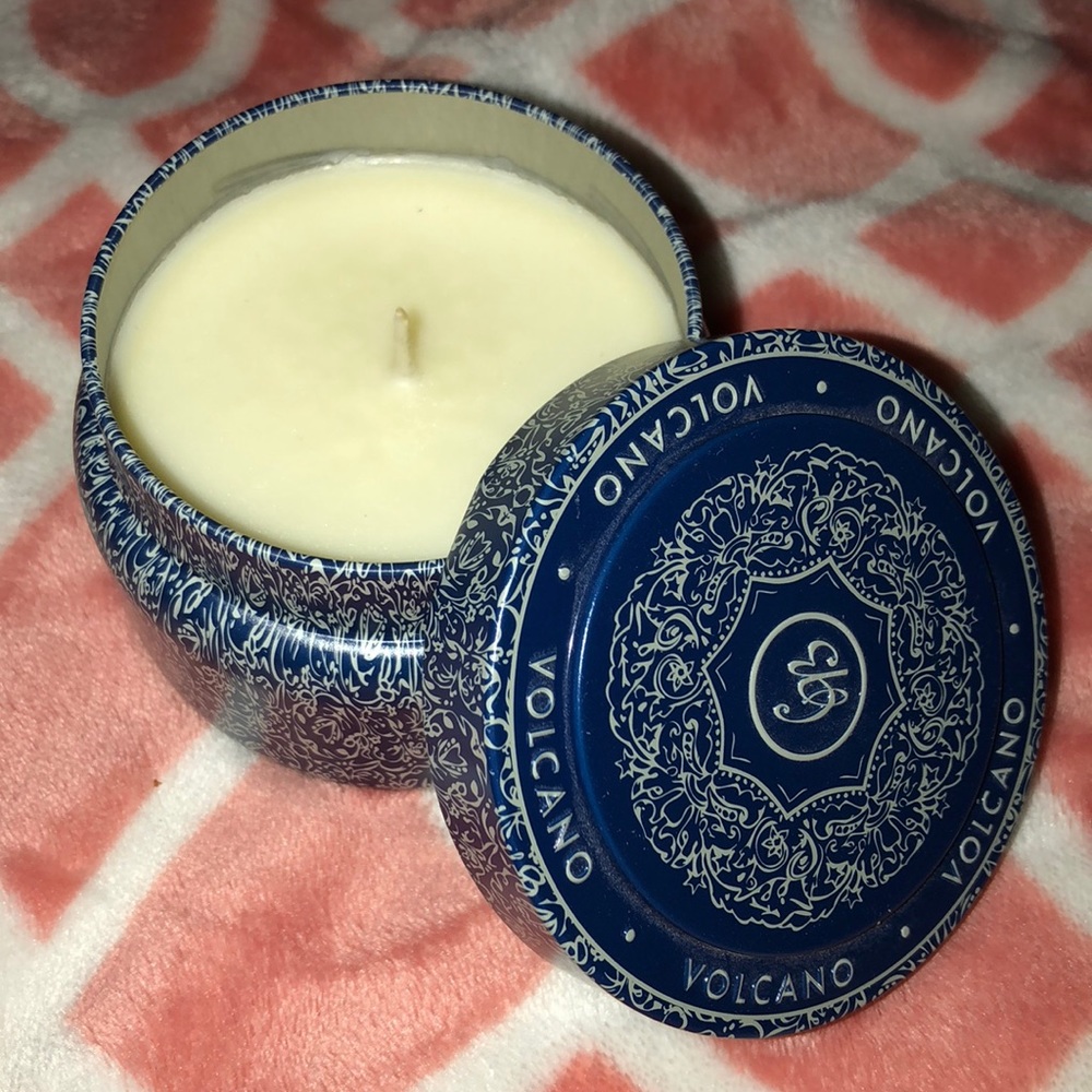 SOLD‼️ Anthropologie Capri Blue Candle: Volcano